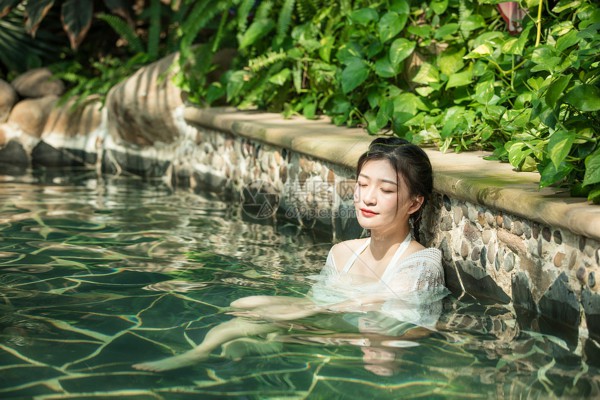 玉米须煲水功效：免疫养生必备良方